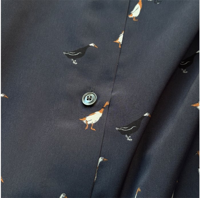 blancblueminuit-04-1-06-001-6-1