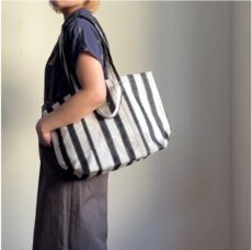 beej-stripefabrictotebag