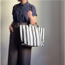 beej-stripefabrictotebag